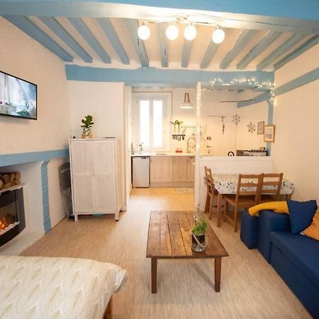 Blue Appartment With A Fireplace Dieppe Exterior photo